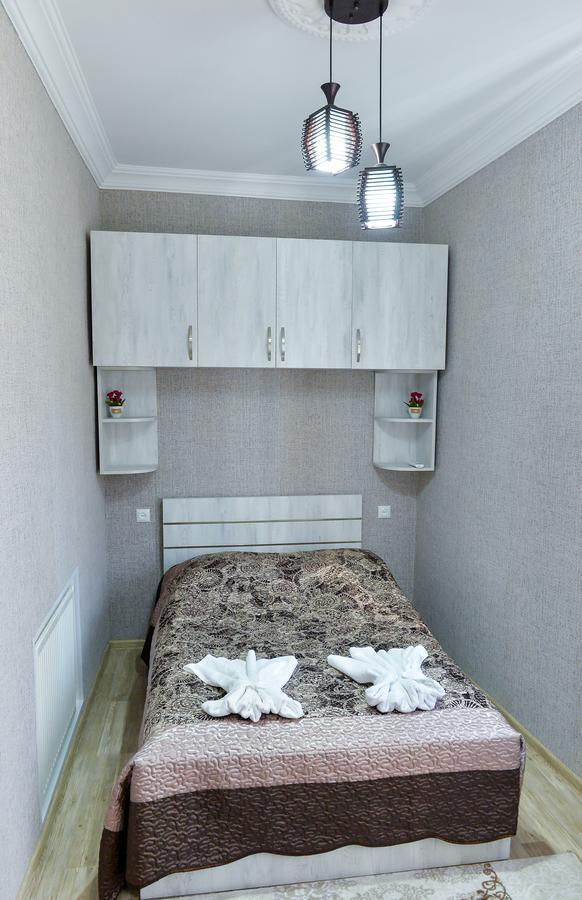 Bibi Hotel Kutaisi Luaran gambar